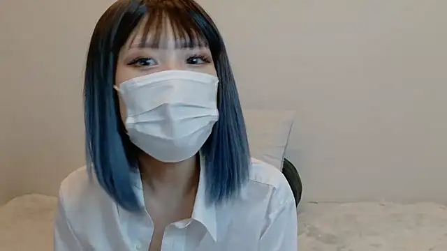 sarina at online show from 04-04-26, 07:37