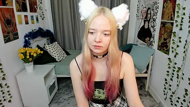 BellaMontgomery online show from 01-09-26, 12:23