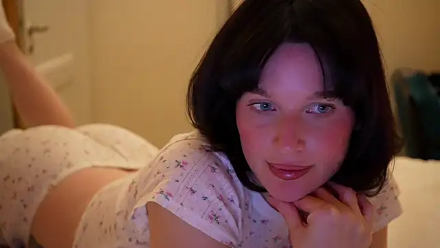 ellaa91 online show from 03-16-26, 06:43