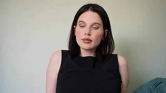 ellaa91 online show from 05-03-26, 01:15