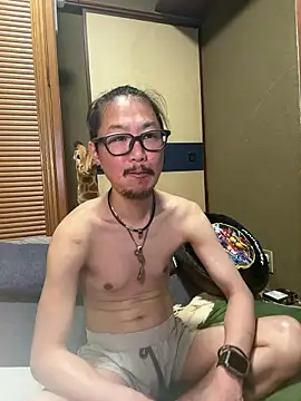 Snapshot of uta002418 chatting on 06-16-26, 03:01 uta002418 online show from 06-16-26, 03:01