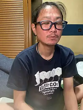 Snapshot of uta002418 chatting on 06-23-26, 02:15 uta002418 online show from 06-23-26, 02:15