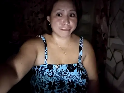 JennyLou 17 online show from 06-06-26, 03:28