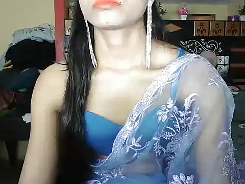 ROSE GOLDE online show from 10-06-25, 05:46