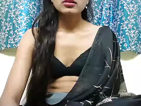 ROSE GOLDE online show from 09-20-25, 05:12