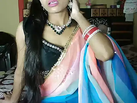 ROSE GOLDE online show from 10-01-25, 03:05