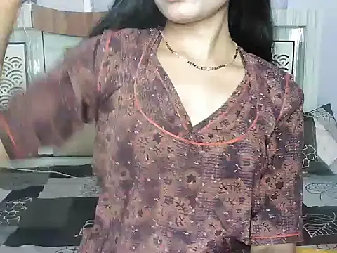 ROSE GOLDE online show from 05-11-26, 06:04
