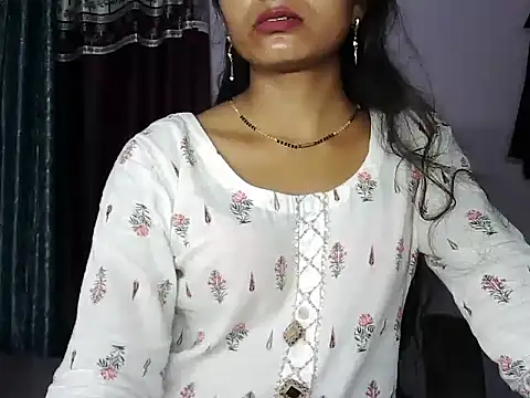ROSE GOLDE online show from 07-19-26, 06:22