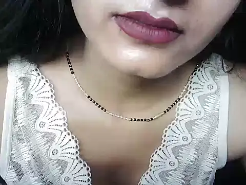 ROSE GOLDE online show from 07-22-26, 05:26
