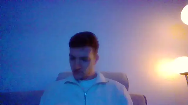 Snapshot of BronBreakerXL chatting on 02-06-26, 08:27 BronBreakerXL online show from 02-06-26, 08:27