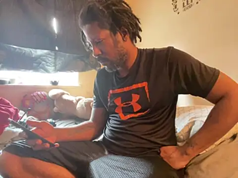 Snapshot of viceutk1 chatting on 02-23-26, 04:40 viceutk1 online show from 02-23-26, 04:40