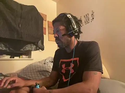 Snapshot of viceutk1 chatting on 02-21-26, 10:39 viceutk1 online show from 02-21-26, 10:39