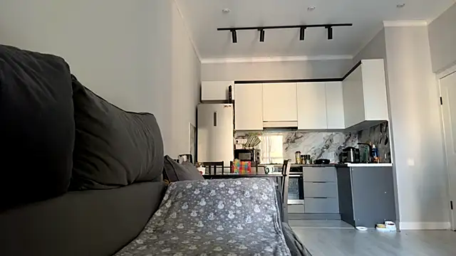 Wow Akemi online show from 09-15-25, 09:43