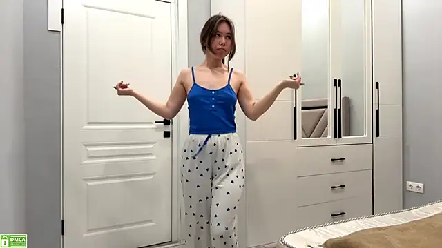 Wow Akemi online show from 11-02-25, 08:19