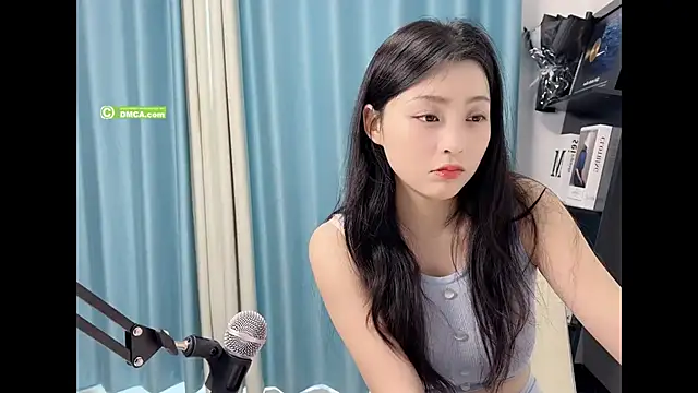 Snapshot of taixi828 chatting on 10-10-25, 08:37 taixi828 online show from 10-10-25, 08:37