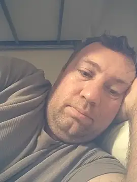 Batuhan3563 online show from 11-18-25, 04:43