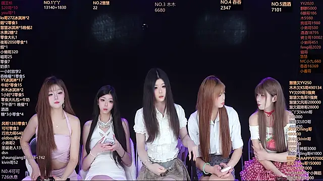 EYgirl222 online show from 03-28-26, 07:31