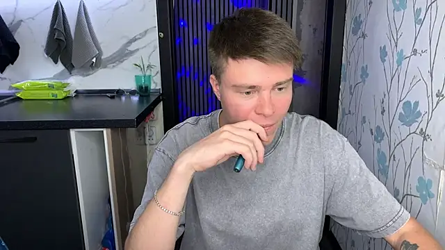 holy eggs 02 online show from 09-10-25, 07:02