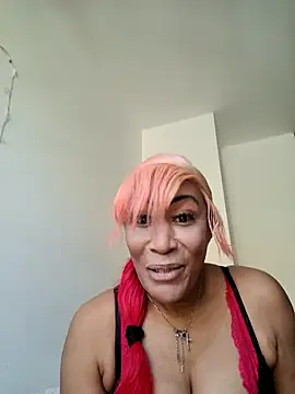 Snapshot of iamlalamilano chatting on 02-25-26, 01:55 iamlalamilano online show from 02-25-26, 01:55