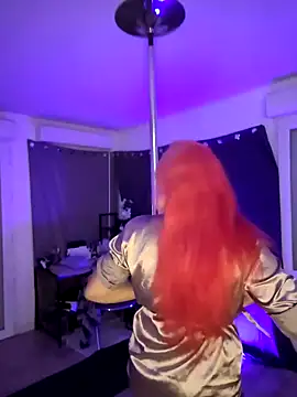 Snapshot of iamlalamilano chatting on 02-23-26, 05:46 iamlalamilano online show from 02-23-26, 05:46