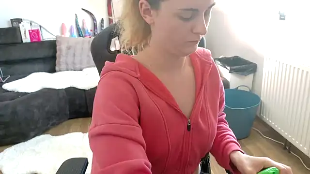Melly4You online show from 05-22-26, 03:10