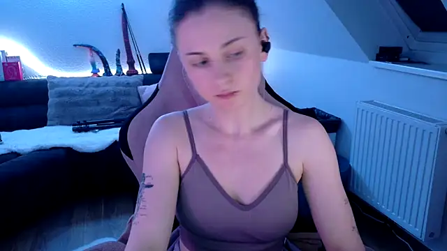 Melly4You online show from 05-31-26, 08:42
