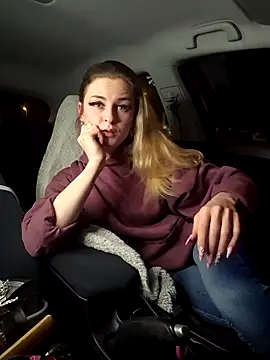 Melly4You online show from 03-29-26, 06:42