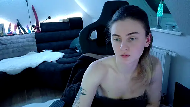 Melly4You online show from 03-17-26, 11:30