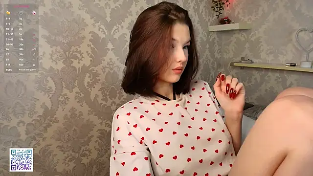 Snapshot of Fire_katie chatting on 11-08-25, 10:35 Fire katie online show from 11-08-25, 10:35