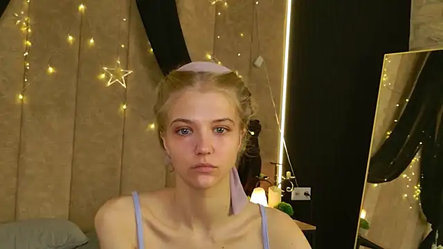 4example Chloe online show from 05-11-26, 05:09