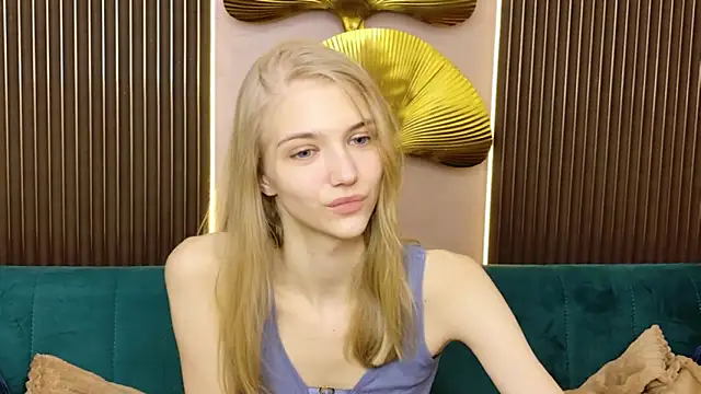 4example Chloe online show from 02-26-26, 10:37