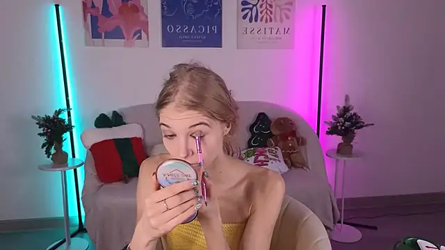 4example Chloe online show from 01-13-26, 11:14