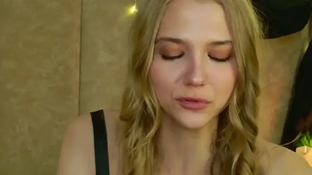 4example Chloe online show from 05-11-26, 02:56