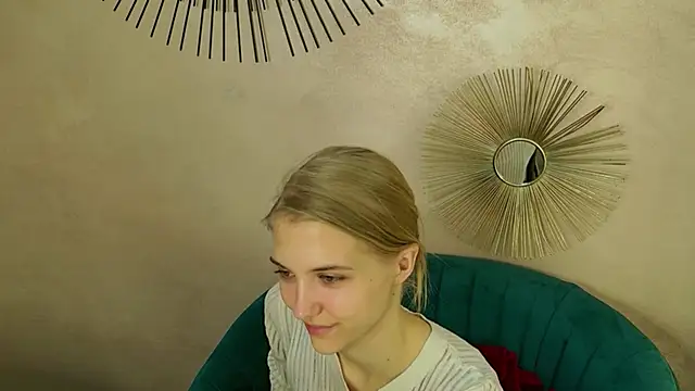 4example Chloe online show from 03-27-26, 05:38