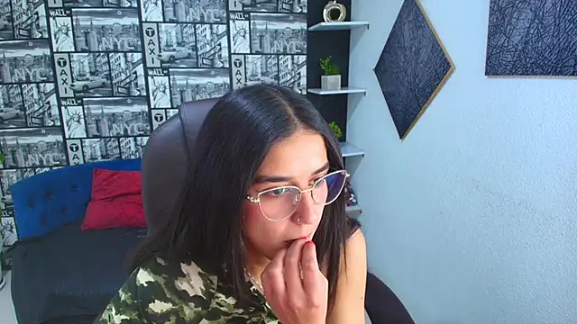 DanielaMonroe online show from 10-11-25, 08:21