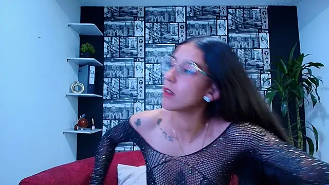 DanielaMonroe online show from 04-07-26, 08:43