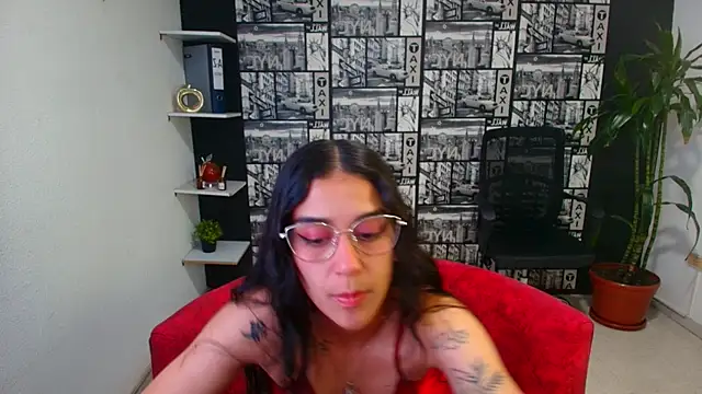 DanielaMonroe online show from 05-13-26, 08:49