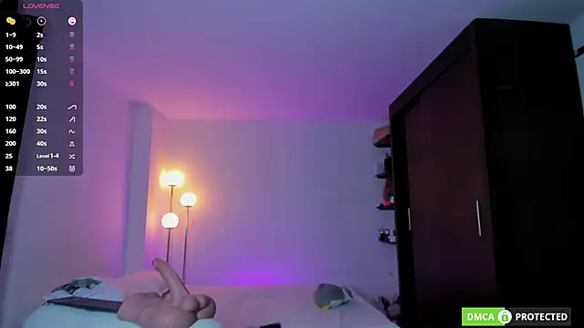 twinguys online show from 04-08-26, 02:40