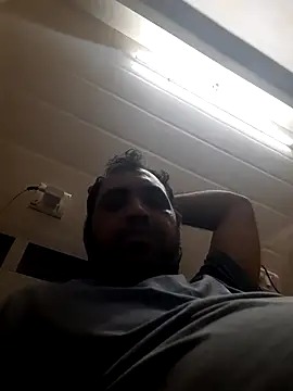 Hot-boy077 online show from 03-01-26, 06:30