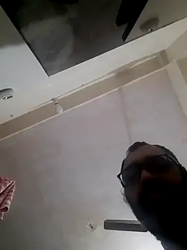 Hot-boy077 online show from 09-21-25, 02:49