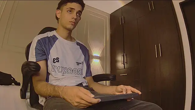 nathan shimmer online show from 12-22-25, 09:04