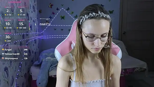 Armurra15 online show from 11-14-25, 03:26