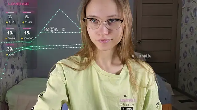 Armurra15 online show from 10-22-25, 03:17