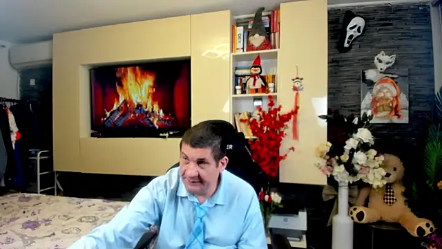 SpartacusDaddy48 online show from 03-25-26, 01:17