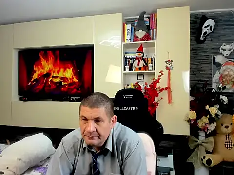 SpartacusDaddy48 online show from 03-04-26, 05:37