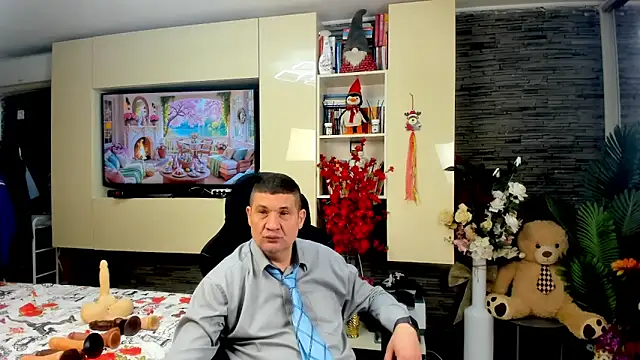 SpartacusDaddy48 online show from 04-04-26, 08:32