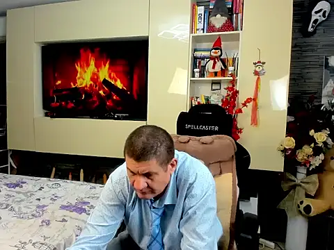 SpartacusDaddy48 online show from 03-10-26, 04:44