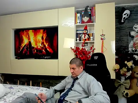 SpartacusDaddy48 online show from 03-02-26, 05:08