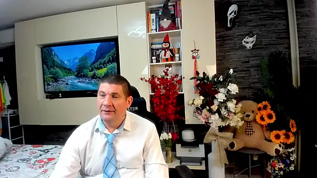 SpartacusDaddy48 online show from 05-20-26, 03:53