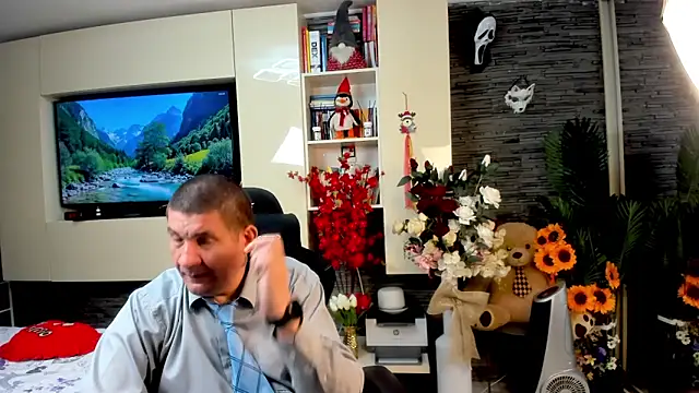 SpartacusDaddy48 online show from 05-15-26, 12:03